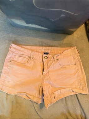 Light Pink Women's Corduroy Shorts - American Eagle